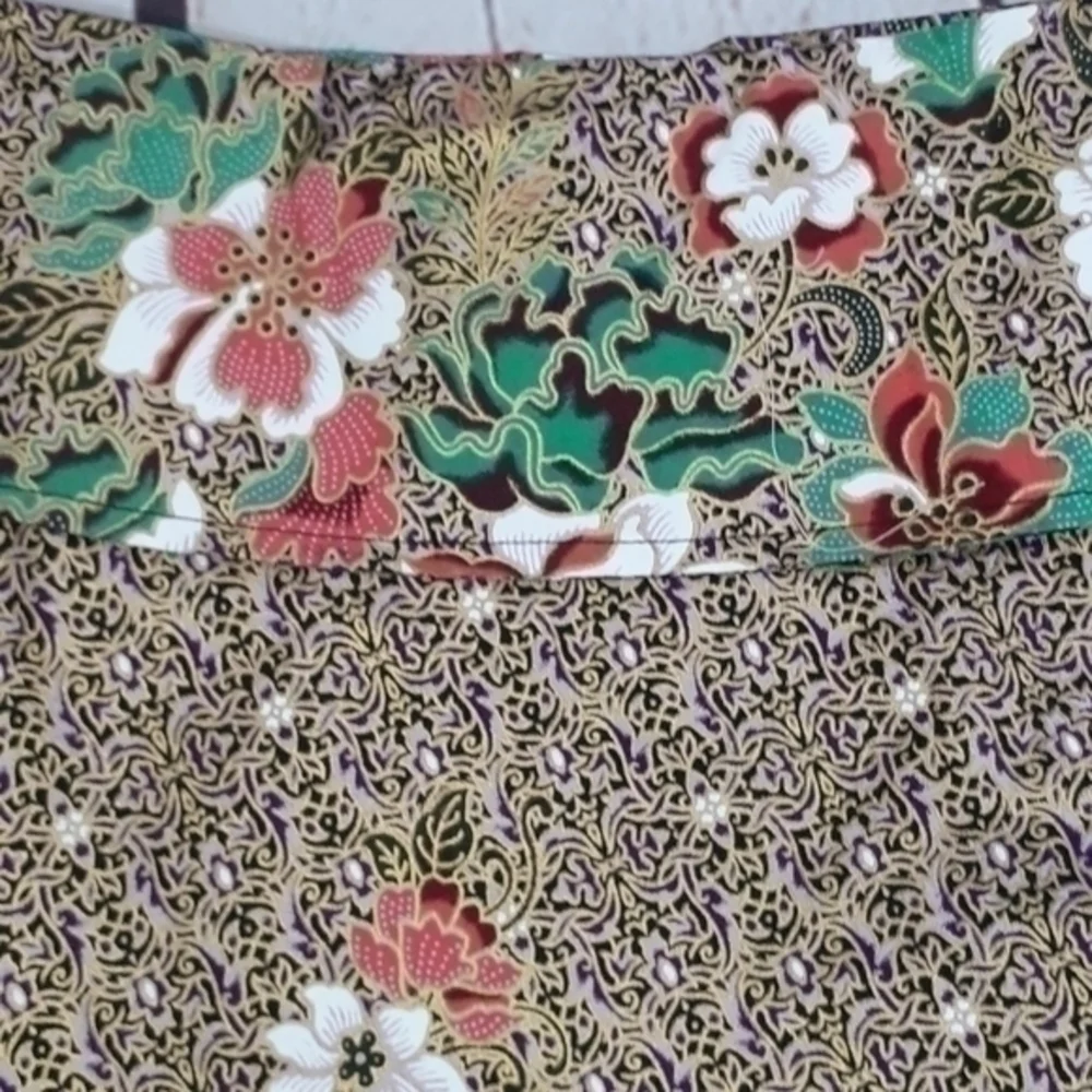 UEC Gold & Black wrap Asian print skirt one size fits